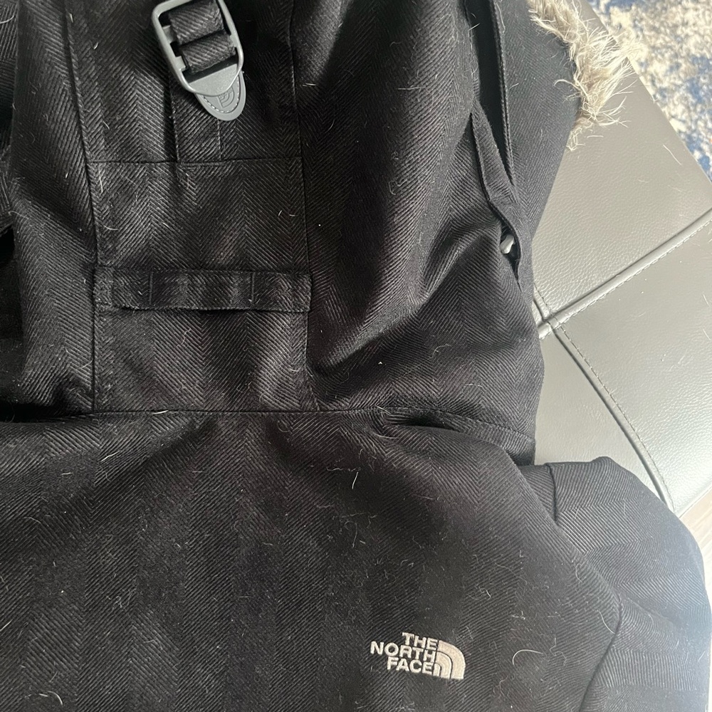The North Face Women’s M jacket - Picture 3 of 11